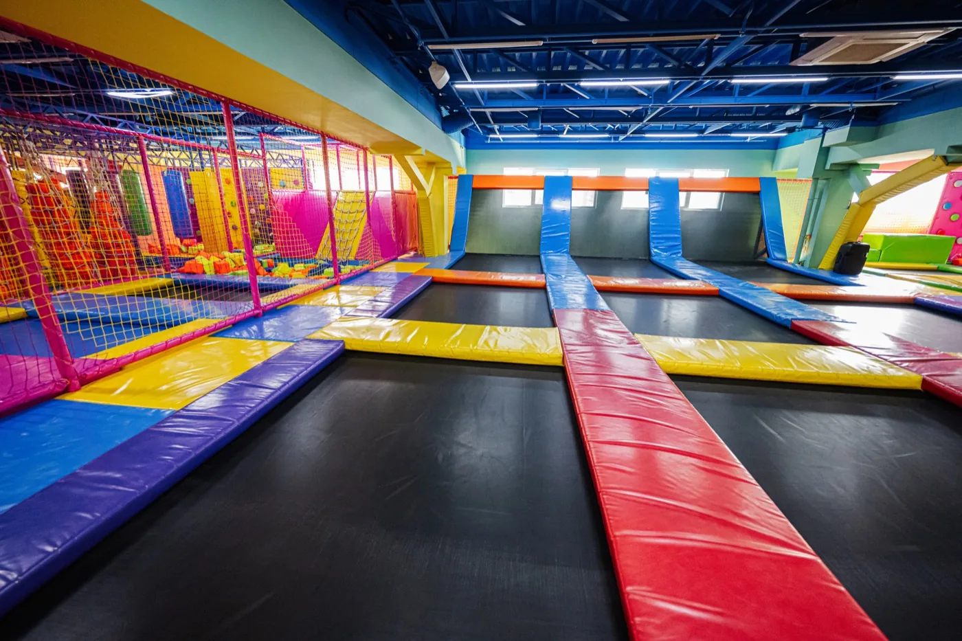 Jump Island – Area Trampolini Professionale PHF